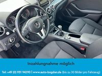 Gebraucht Mercedes B180 122 PS (89 kW) 2013 Schwarz Van / Kleinbus
