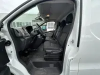 Gebraucht Renault Trafic Komfort 120 PS (88 kW) 2019 Weiß Van / Kleinbus