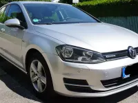 Gebraucht VW Golf VII Comfortline 110 PS (80 kW) 2016 Silber Limousine