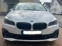 Gebraucht BMW 225 Active Tourer iPerformance 224 PS (164 kW) 2020 Weiß Van / Kleinbus