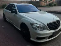 Gebraucht Mercedes S550 AMG 388 PS (285 kW) 2009 Weiß Limousine