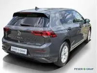 Gebraucht VW Golf VIII Life 110 PS (80 kW) 2023 Grau Limousine