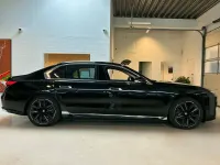 Gebraucht BMW i7 Sport Line 334 kW (455 PS) 2024 Schwarz Limousine