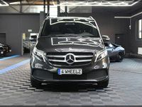 Gebraucht Mercedes V300 Avantgarde Edition 237 PS (174 kW) 2022 Grau Van / Kleinbus