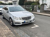 Gebraucht Mercedes E220 Avantgarde 170 PS (125 kW) 2011 Silber Kombi