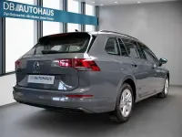 Gebraucht VW Golf VIII Life 110 PS (80 kW) 2024 Grau Kombi