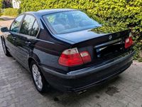 Gebraucht BMW 320 150 PS (110 kW) 2000 Limousine