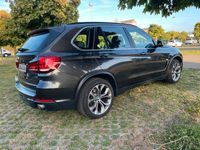 gebraucht BMW X5 3.0xd,7 Sitzer,Pano,HeadUp,StHzg,3,5tAHK