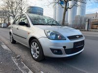 Gebraucht Ford Fiesta 80 PS (58 kW) 2006 Silber Kleinwagen