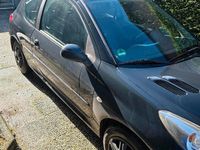 Gebraucht Peugeot 206+ 60 PS (44 kW) 2009 Andere farben Kleinwagen