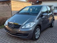 Gebraucht Mercedes A160 95 PS (69 kW) 2012 Grau Van / Kleinbus