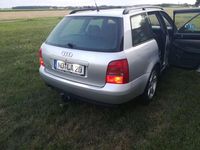 Gebraucht Audi A4 101 PS (74 kW) 2000 Silber Kombi