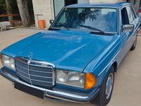 Gebraucht Mercedes 300 88 PS (64 kW) 1983 Blau Limousine