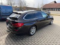 Gebraucht BMW 520 Performance 190 PS (139 kW) 2020 Braun Kombi
