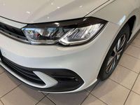 Gebraucht VW Polo Move 95 PS (69 kW) 2024 Weiß Kleinwagen