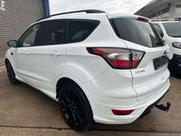 gebraucht Ford Kuga ST-Line*HAGEL*PANO*AHK*NAVI*4x4*WINTERPAKET