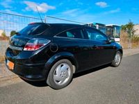 Gebraucht Opel Astra GTC Edition 140 PS (102 kW) 2009 Schwarz Limousine