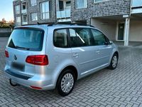 Gebraucht VW Touran 140 PS (102 kW) 2012 Silber Van / Kleinbus