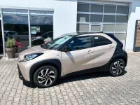 Neu Toyota Aygo X 72 PS (52 kW) 2026 Beige SUV