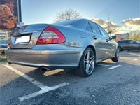 Gebraucht Mercedes E200 Avantgarde 300 PS (220 kW) 2009 Grau Limousine