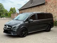 Gebraucht Mercedes V300 AMG line 237 PS (174 kW) 2023 Grau Van / Kleinbus
