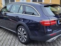 Second-hand Mercedes E350 258 CP (189 kW) 2018 Albastru Break