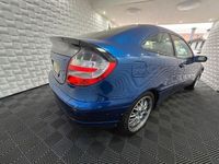 Gebraucht Mercedes C180 143 PS (105 kW) 2006 Blau Coupé