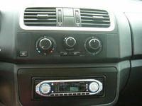 Gebraucht Skoda Fabia 60 PS (44 kW) 2010 Silber Kleinwagen