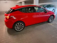 Gebraucht Opel Astra 131 PS (96 kW) 2017 Rot Limousine