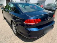 Gebraucht VW Passat Comfortline 150 PS (110 kW) 2017 Blau Limousine