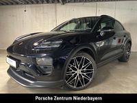 Gebraucht Porsche Macan 300 kW (408 PS) 2024 Tiefschwarzmetallic SUV