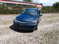 Gebraucht Opel Astra 105 PS (77 kW) 2009 Grau Limousine