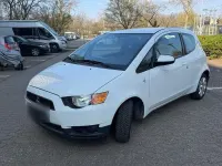 Gebraucht Mitsubishi Colt 75 PS (55 kW) 2011 Weiß Kleinwagen