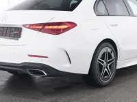 Gebraucht Mercedes 300 AMG 265 PS (194 kW) 2025 Unilack polarweiß Limousine