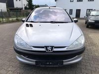 Gebraucht Peugeot 206 75 PS (55 kW) 2002 Silber Limousine