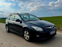 Gebraucht Hyundai i30 110 PS (80 kW) 2010 Schwarz Kombi