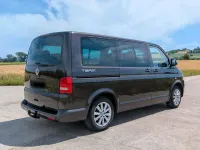 Gebraucht VW Multivan Team 179 PS (131 kW) 2010 Violet Van / Kleinbus
