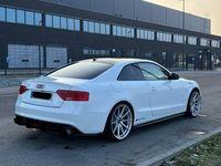 Gebraucht Audi A5 Sport 177 PS (130 kW) 2013 Weiß Coupé