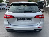 Gebraucht Mercedes B200 Style 150 PS (110 kW) 2020 Silber Kleinwagen