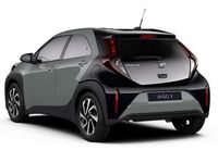 Neu Toyota Aygo 72 PS (52 kW) 2025 Urban khaki / night sky black Kleinwagen