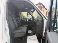 Gebraucht Renault Master 131 PS (96 kW) 2019 Weiß Van / Kleinbus