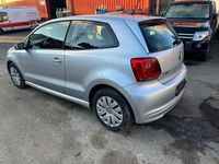 Gebraucht VW Polo 75 PS (55 kW) 2010 Grau Kleinwagen