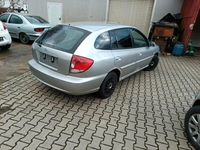 Second-hand Kia Rio 97 CP (71 kW) 2005 Argintiu Berlinǎ