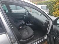 Usata VW Passat 102 CV (75 kW) 2003 Grigio Station wagon