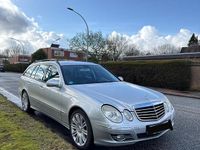 Gebraucht Mercedes E320 224 PS (164 kW) 2007 Silber Kombi