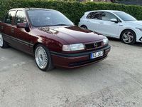 Gebraucht Opel Vectra 90 PS (66 kW) 1992 Rot Limousine