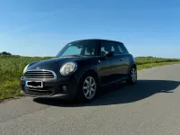 Gebraucht Mini Cooper D 90 PS (66 kW) 2011 Schwarz Kleinwagen