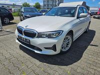 Gebraucht BMW 320 190 PS (139 kW) 2022 Mineralweiss metallic Kombi