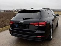 Gebraucht Audi A4 150 PS (110 kW) 2018 Schwarz Kombi