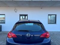 Gebraucht Opel Astra Edition 101 PS (74 kW) 2010 Blau Limousine